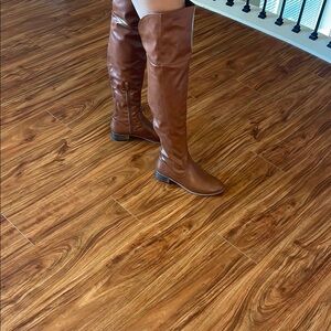 Yoki Brown Over-the-Knee Boots Sleek Silhouette tan leather size 9